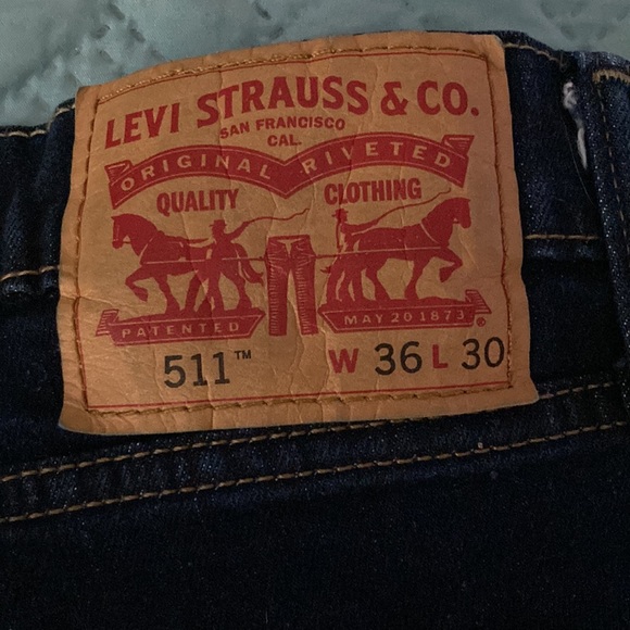 Levi Strauss Jeans - Picture 5 of 8